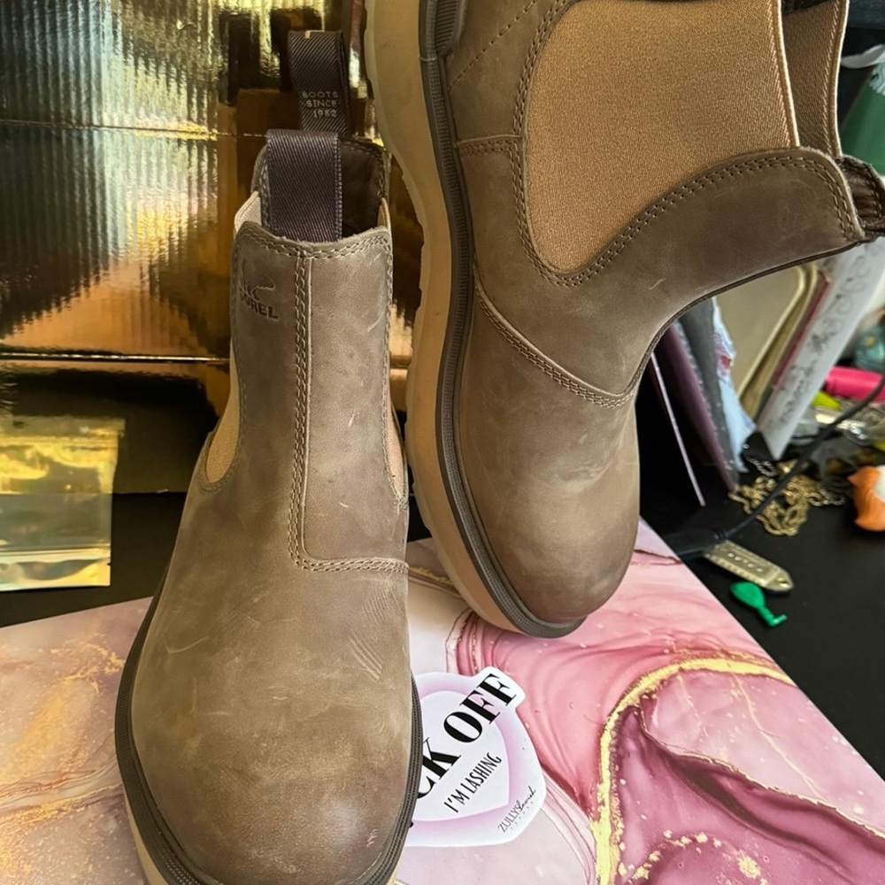 SORELL boots 7.5